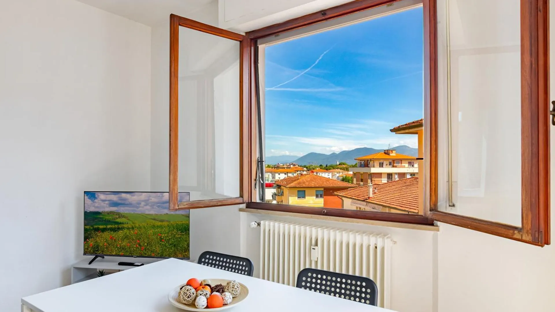 Attico 2 Camere Balcone Parcheggi Gratis Ascensore Pisa 0*,  Olaszország