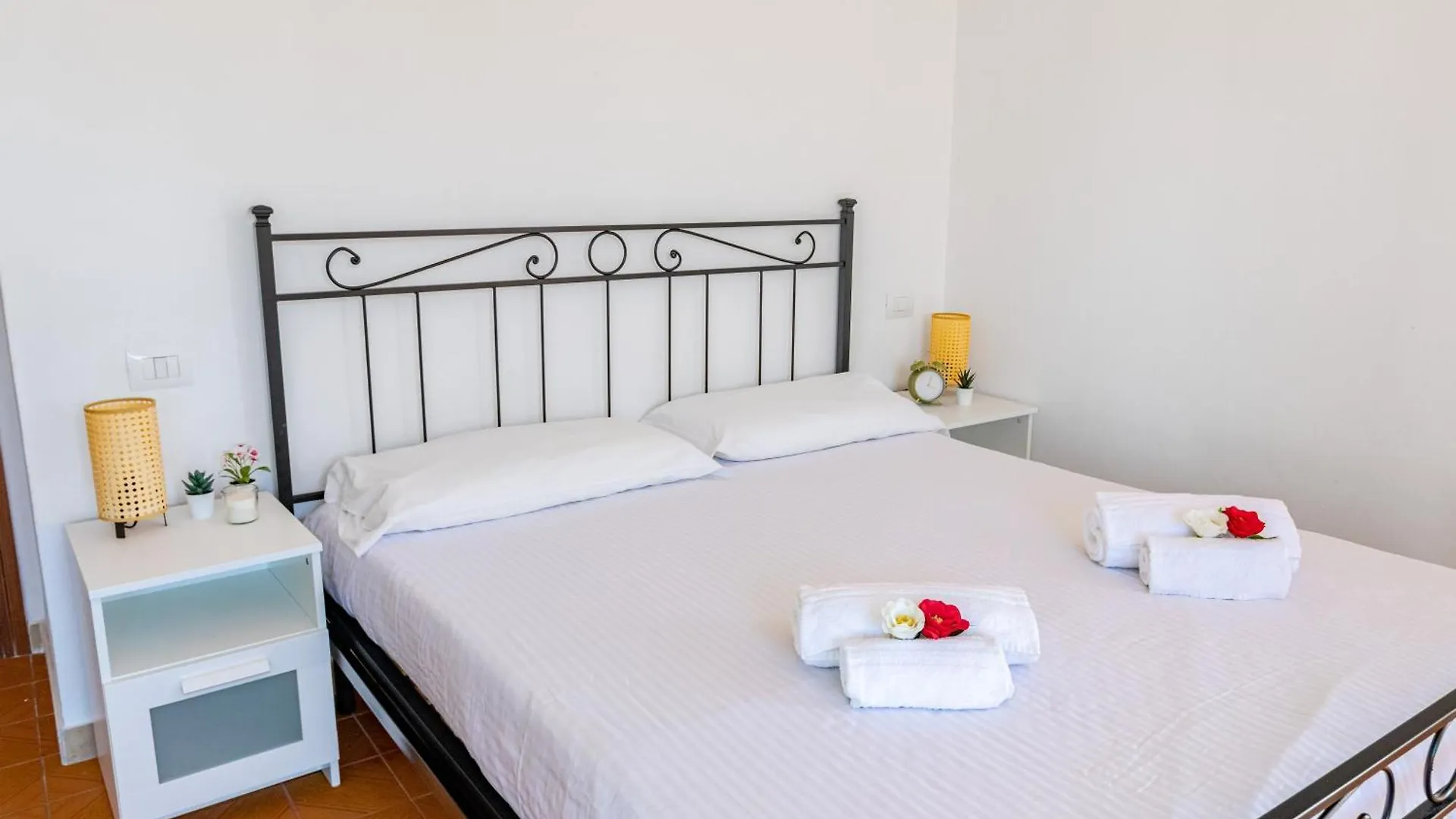 Attico 2 Camere Balcone Parcheggi Gratis Ascensore Pisa Apartman