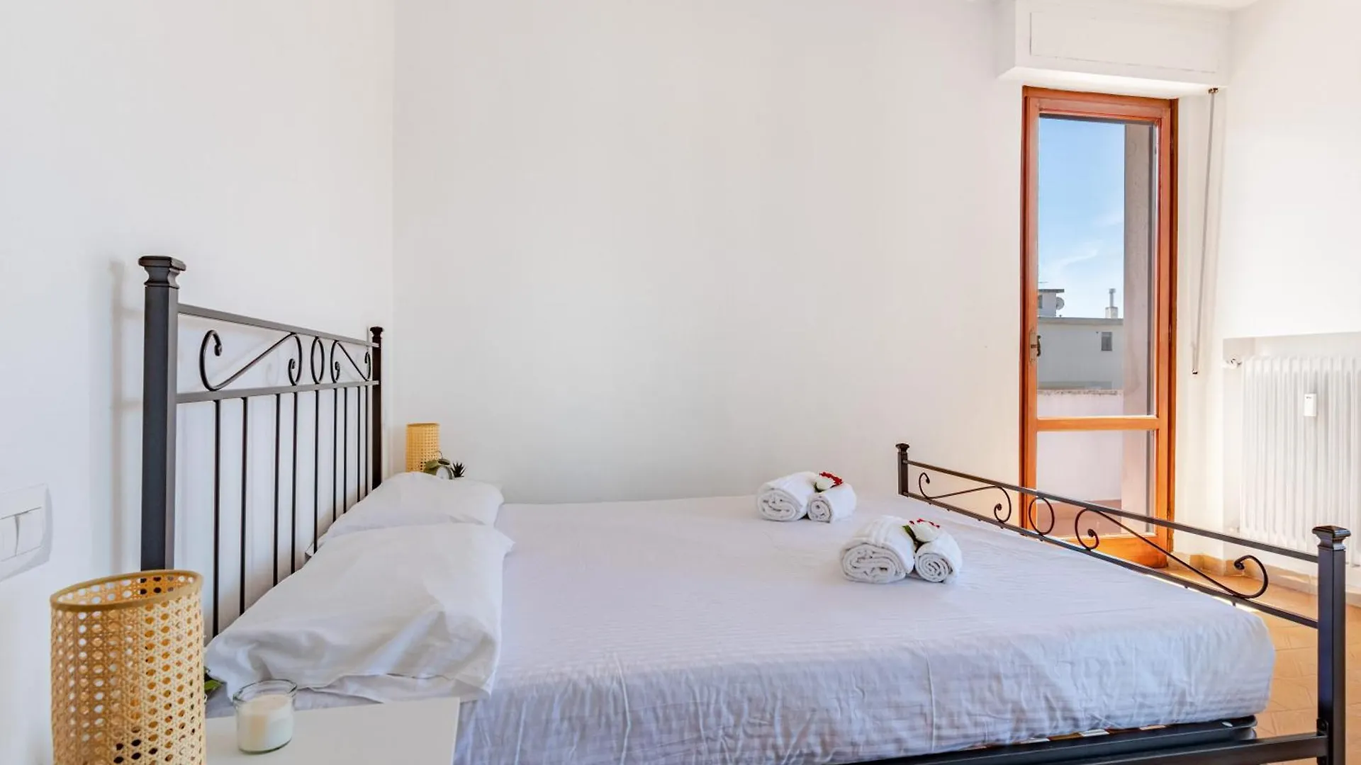 公寓 Attico 2 Camere Balcone Parcheggi Gratis Ascensore 比萨 意大利