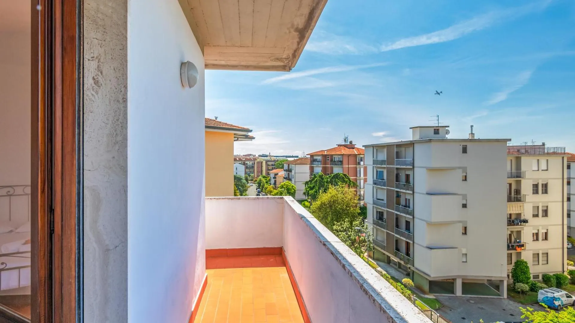 Attico 2 Camere Balcone Parcheggi Gratis Ascensore 比萨 公寓